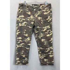 KUT From The Kloth Women's Sz 8 Mid-Rise‎ Gwen Relaxed Faded Cropped Camo Pants
